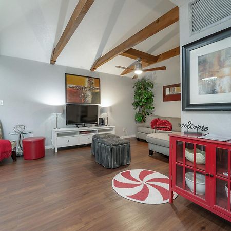 Hidden Couples Loft Retreat In Heights Foodie District Τάμπα Εξωτερικό φωτογραφία