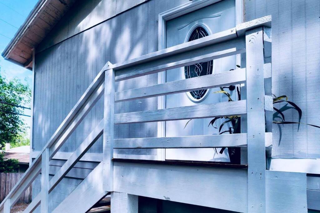 Hidden Couples Loft Retreat In Heights Foodie District Τάμπα Εξωτερικό φωτογραφία