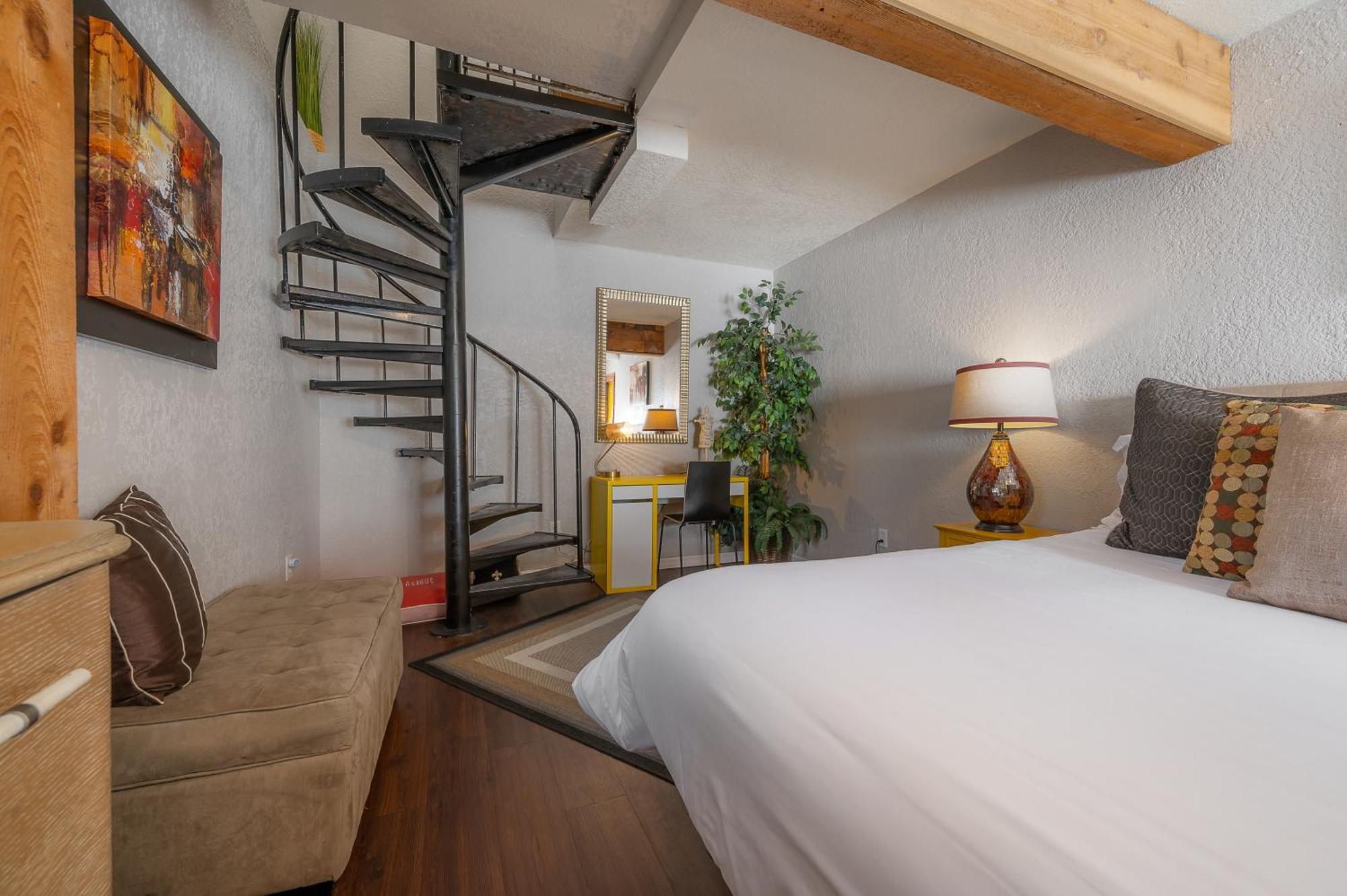 Hidden Couples Loft Retreat In Heights Foodie District Τάμπα Εξωτερικό φωτογραφία